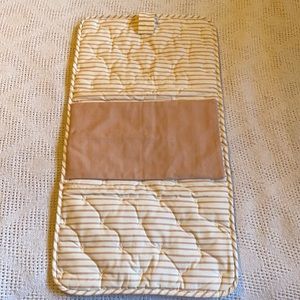 pehr on the go baby changing pad - petal